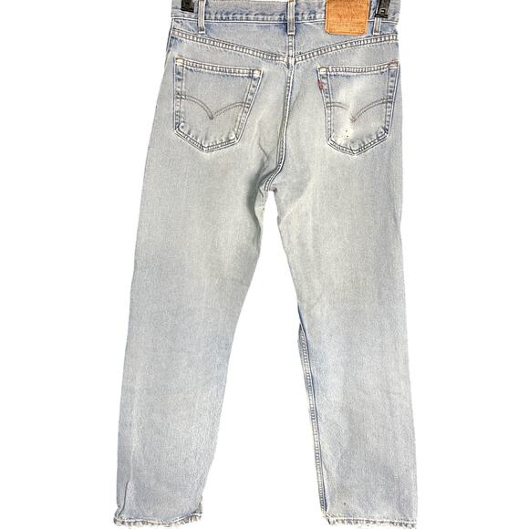 Men's Levi's 505 Regular Fit Light Wash Distressed Holes Denim Blue Jeans 34x32 - Picture 2 of 6